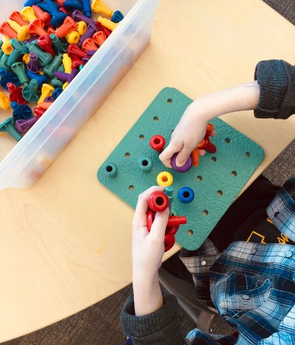 Unlock Your Child's Motor Skills with a Fun Montessori Activity: Superimposition of Shapes